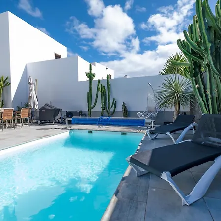 Casa Saidera بلايا بلانكا